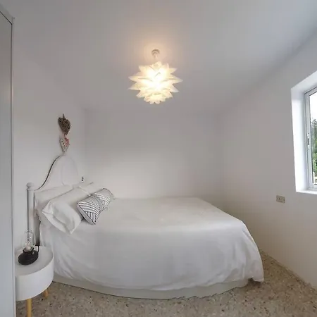 Holiday home Casa Pedra E Auga Meis